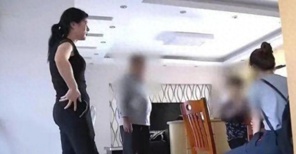 回顾：湖南一女子因长